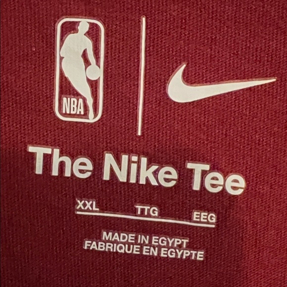 Nike Men's Maroon Graphic Long Sleeve Shirt - Picture 2 of 4